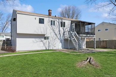 Beautifully remodeled Hi-Ranch offering a functional and - photo 30