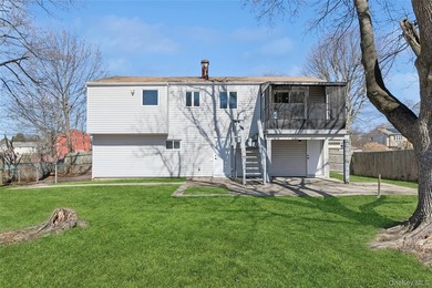 Beautifully remodeled Hi-Ranch offering a functional and - photo 31