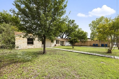 Home or Opportunity - Flexible Use in a Prime Location! Welcome - photo 3