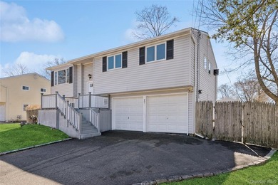 Beautifully remodeled Hi-Ranch offering a functional and - photo 34