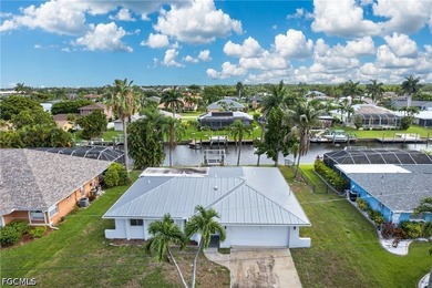 Beautifully RENOVATED 3-bedroom, 2-bath home located on an - photo 1
