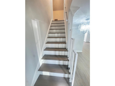 Expanded Cape - Fully Renovated Beautifully renovated expanded - photo 3