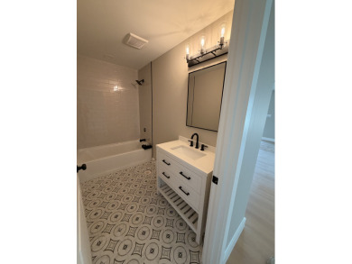 Beautiful Ranch with 2 covered Porches! SOLD - photo 10