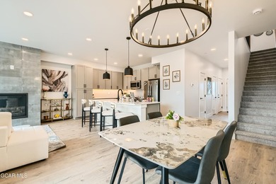 Welcome to 1305 James Dr, a beautifully crafted mountain modern - photo 3