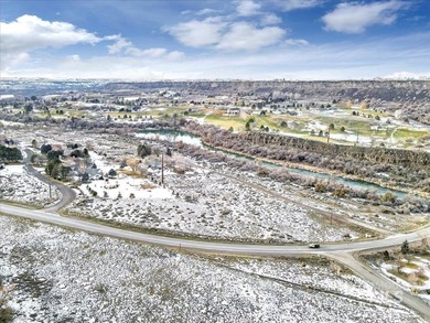 Enjoy building your dream home on this excellent 1.3 Ac building - photo 13
