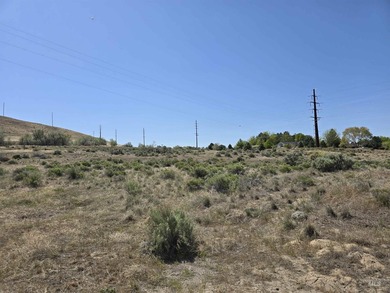 Enjoy building your dream home on this excellent 1.3 Ac building - photo 21