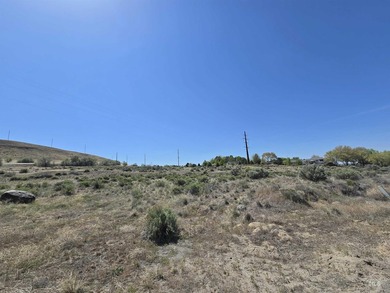 Enjoy building your dream home on this excellent 1.3 Ac building - photo 22