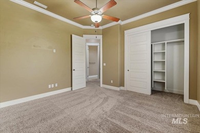 Experience exceptional quality and comfort in this beautifully - photo 24