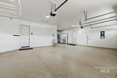 Experience exceptional quality and comfort in this beautifully - photo 30