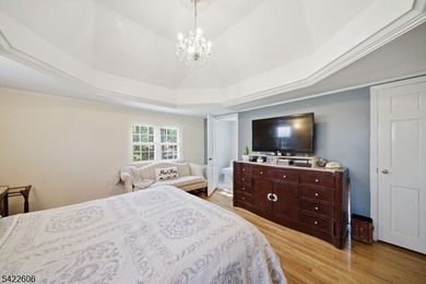 Charming Expanded Log Cabin in Lake Mohawk Country Club - photo 7