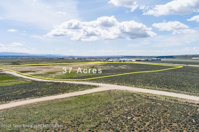 (private lake, pond, creek) Acreage For Sale in Pinedale Wyoming