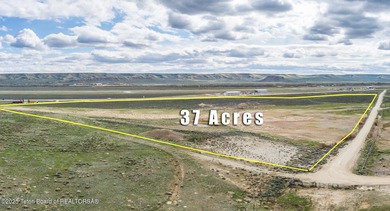 Take advantage of this large heavy industrial zoned property - photo 3