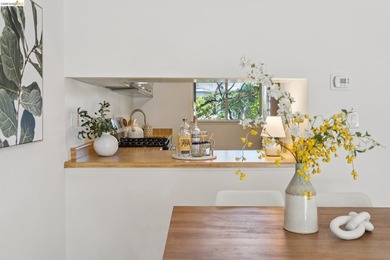 Rarely available Berkeley townhome! Built with a thoughtful - photo 12