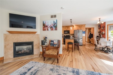 Welcome to this fabulous, custom M.E.I.D. built 2,105 sq. ft - photo 12