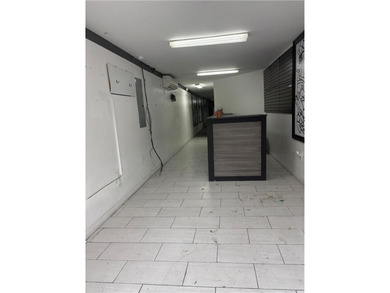Great investment, 3 stores about 6,362 sq fts, plus 10 in door - photo 15