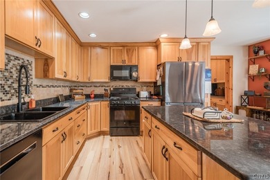 Welcome to this fabulous, custom M.E.I.D. built 2,105 sq. ft - photo 15