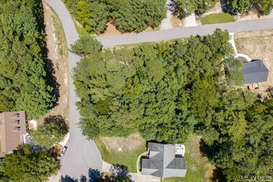 Welcome to Timber Creek, a desirable subdivision in the - photo 15