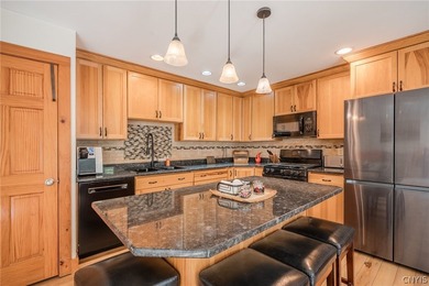 Welcome to this fabulous, custom M.E.I.D. built 2,105 sq. ft - photo 20