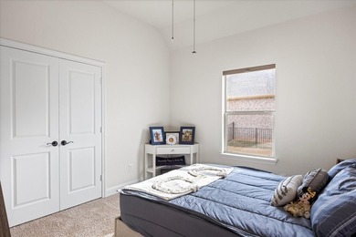 Assumable FHA Loan of 420,000 at 4.99! Sellers are - photo 25