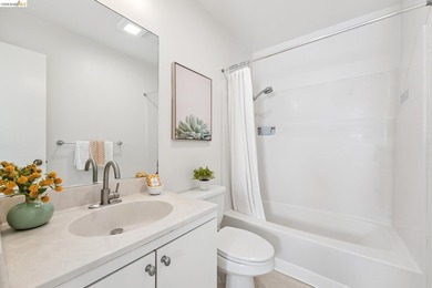 Rarely available Berkeley townhome! Built with a thoughtful - photo 38
