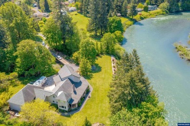 Lake Home For Sale in Lebanon, Oregon