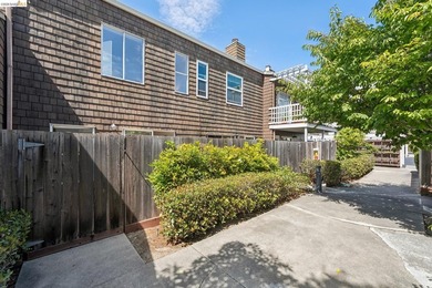 Rarely available Berkeley townhome! Built with a thoughtful - photo 49