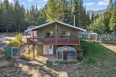 Pend Oreille River Home For Sale in Metaline Washington