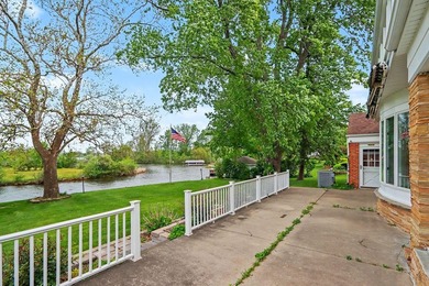 One of the most iconic Lakefront homes on Lake of the Woods in - photo 6