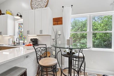 Experience the perfect blend of modern design and everyday - photo 10