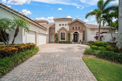 Exquisite Waterfront Estate | 200' of Shoreline..
Brand New - photo 5