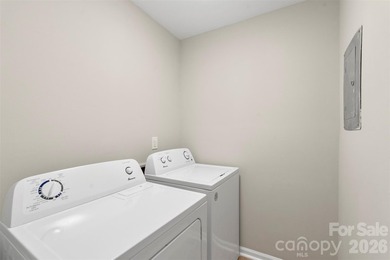 Welcome home to this recently renovated 4-bedroom property - photo 16