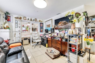 Spectacular Waterfront DUPLEX Property just Steps from Downtown - photo 24