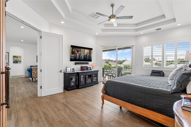 Coastal-Inspired Deepwater Estate sited one lot off the - photo 25