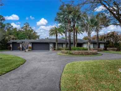 Lake Huntley Home For Sale in Lake Placid Florida
