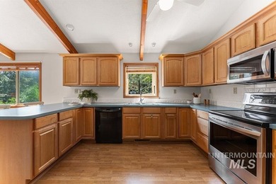 Nestled on 3.45 private acres in Wilderness Ranch on Daggett - photo 22