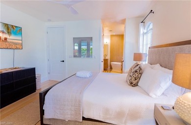 AMAZING and UNIQUE OPPORTUNITY for 5 BEDROOM, 4 1/12 BATH HOME - photo 22