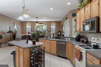 Bring the family home to Emerald Estates of Citrus Hills and - photo 25