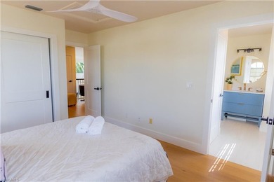AMAZING and UNIQUE OPPORTUNITY for 5 BEDROOM, 4 1/12 BATH HOME - photo 37