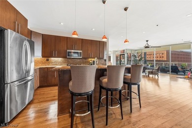 Welcome to Unit 606 at The Pinnacle, an extraordinary corner - photo 3