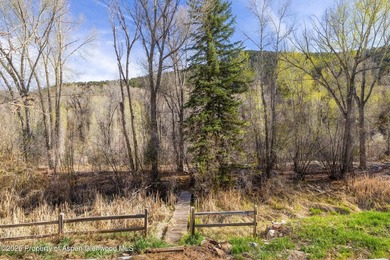 Lazy Glen Home + Land! Located on the river. Affordable housing - photo 14