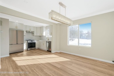 Built in 2004, fully renovated in 2026 this huge end unit - photo 15