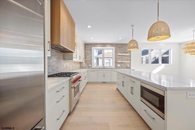 Welcome to 121 N Quincy - Ready for immediate occupancy!! Luxury