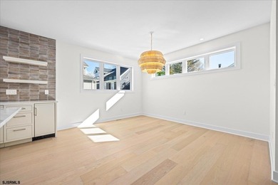 Welcome to 121 N Quincy - Ready for immediate occupancy!! Luxury