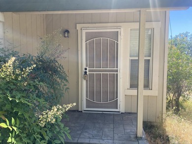 A prime investment opportunity offering 1,600 sq ft duplex - photo 25