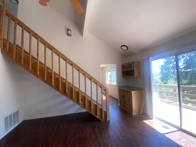 A prime investment opportunity offering 1,600 sq ft duplex - photo 27