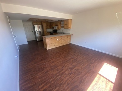 A prime investment opportunity offering 1,600 sq ft duplex - photo 29