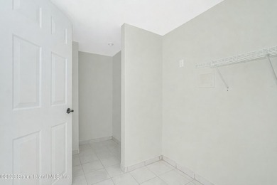 Built in 2004, fully renovated in 2026 this huge end unit - photo 30