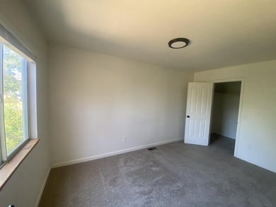 A prime investment opportunity offering 1,600 sq ft duplex - photo 33