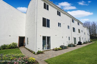 Built in 2004, fully renovated in 2026 this huge end unit - photo 33