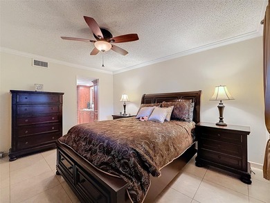 Step inside to discover an updated kitchen with modern finishes - photo 40